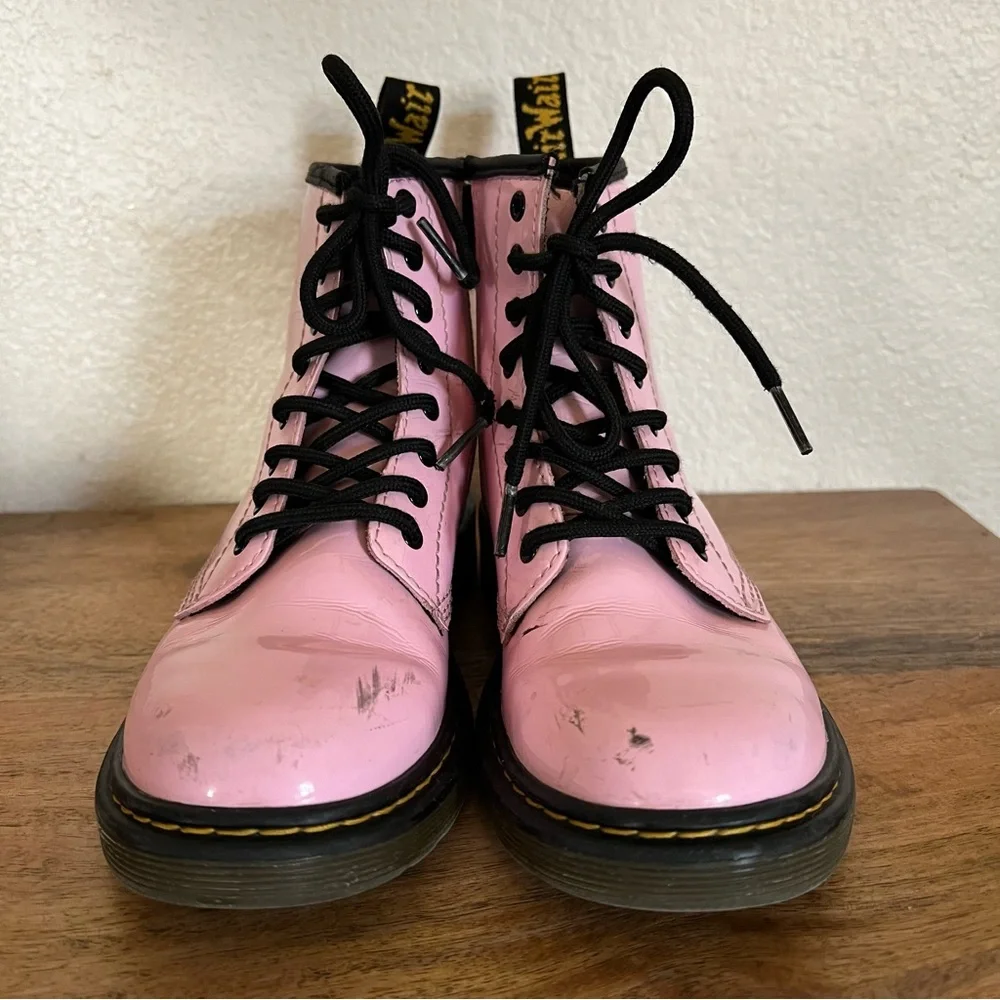 Dr Doc Martens 8 Eye Pink Patent Leather Ankle Combat Boots 1460J Sz 2